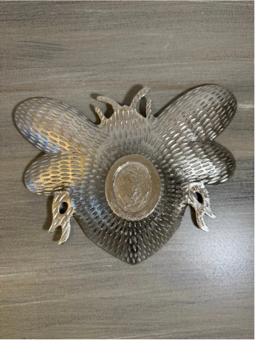 Culinary Concepts Large Silver Finish Bee Trinket Dish - Picture 5 of 5
